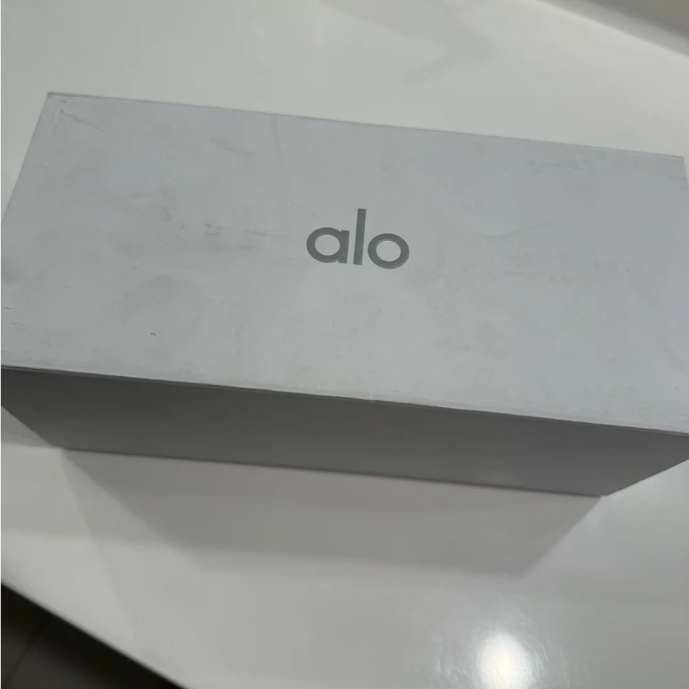 Brown Alo Slides - Picture 4 of 4